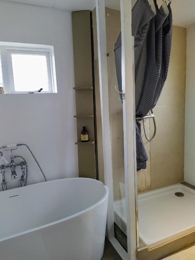 Flateyri Guesthouse Eksteriør bilde